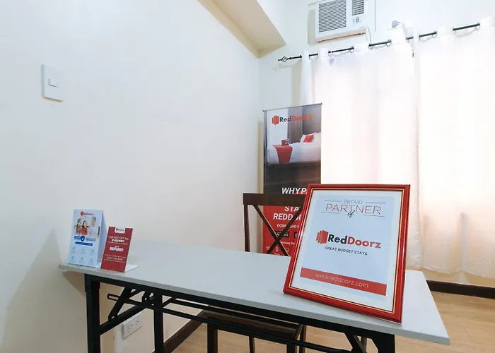 Reddoorz At Homa Santiago (Camotes Islands)